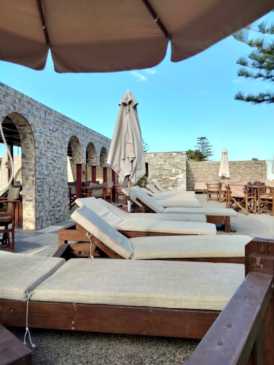 Pool Gaia Garden Hotel