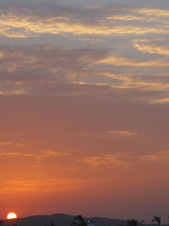 Sonnenuntergang Hotel Gorgonia Beach Resort