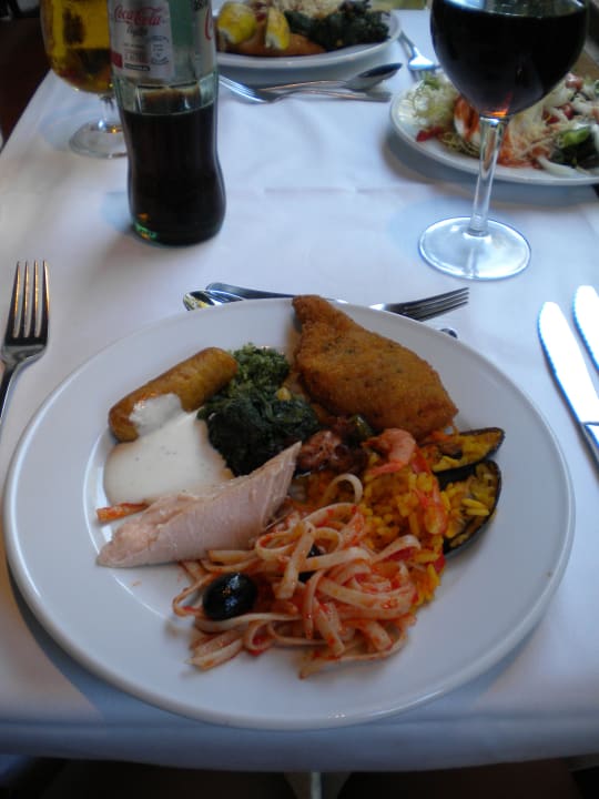 Beim Abendbrot Prinsotel La Pineda