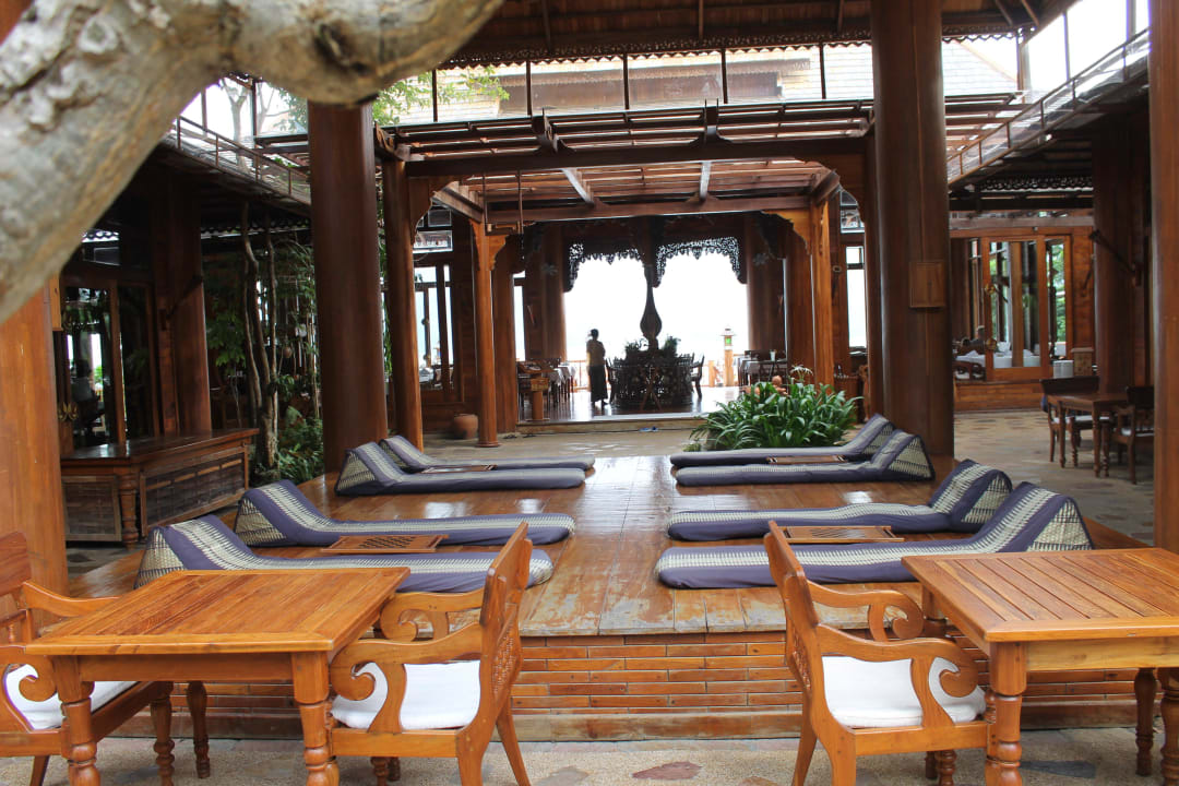 Hier ist der Frühstücks-und Restaurantbereich Santhiya Koh Phangan Resort & Spa