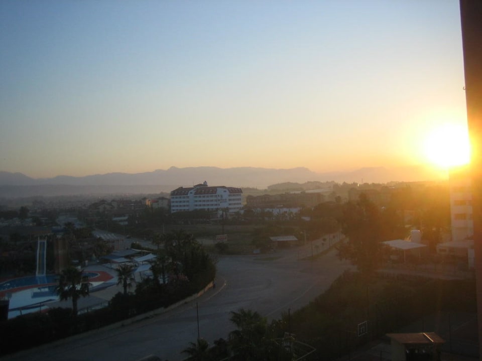 Blick vom Zimmer ins Land Bella Resort & Spa