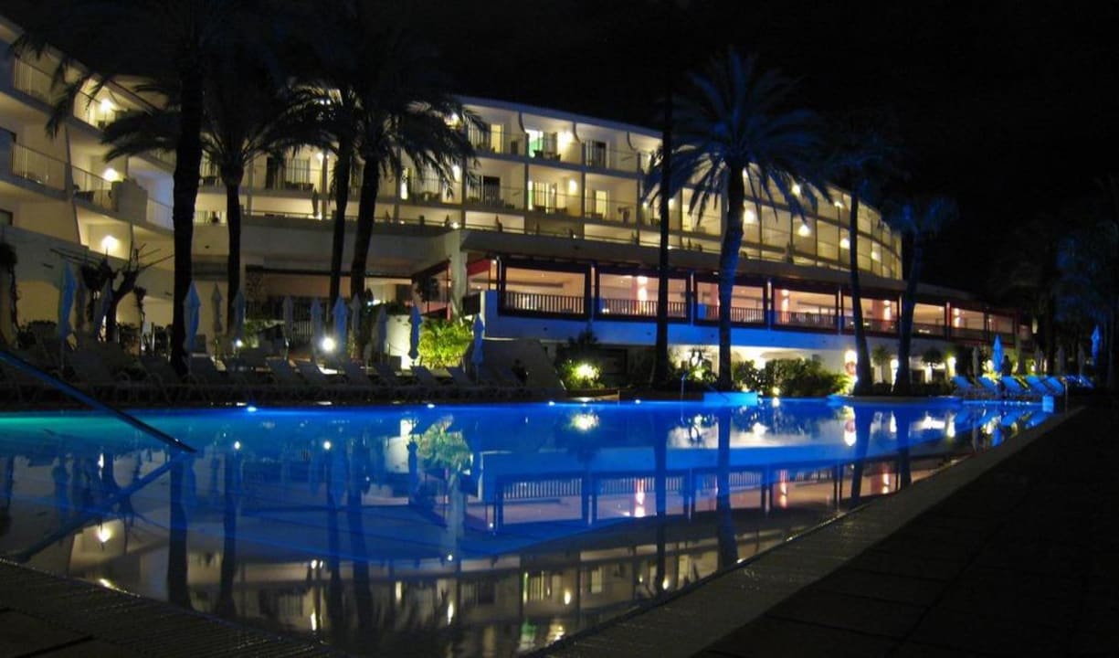 Block B and pool Sunprime Atlantic View