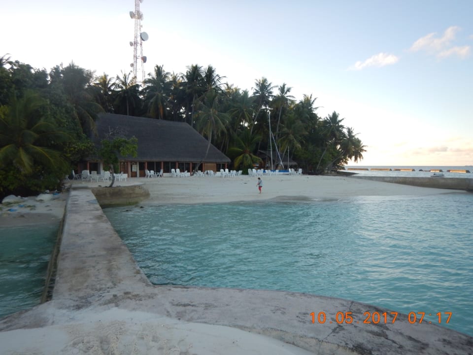 Pool Fihalhohi Maldives