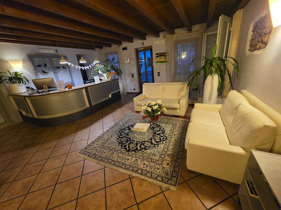 Lobby Hotel Gattopardo