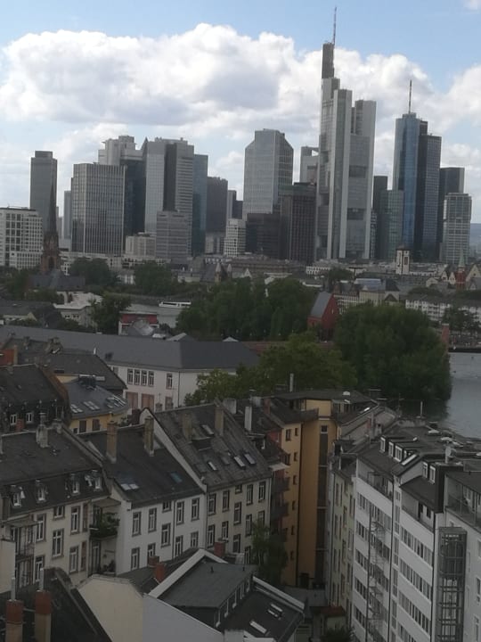 Ausblick Lindner Hotel Frankfurt Main Plaza, part of JdV by Hyatt