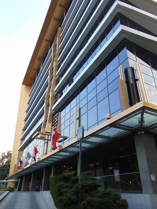 Außenansicht Mercure Almaty City Center