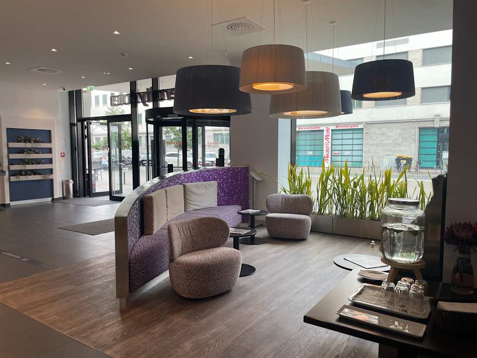 Lobby IntercityHotel Hannover