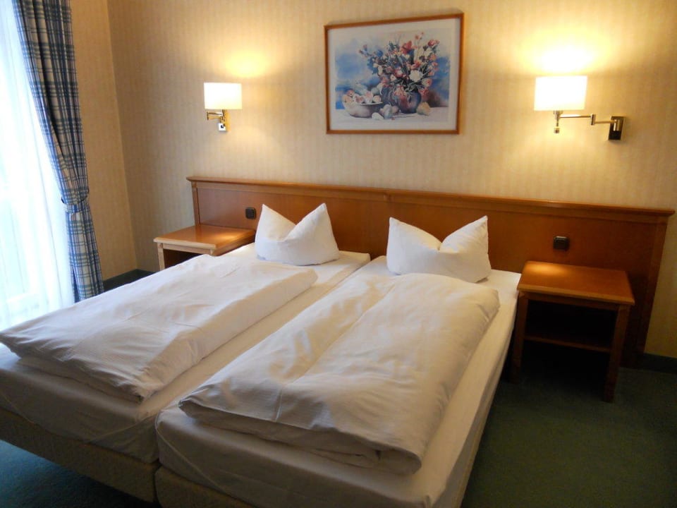 Zimmer Kronprinz Hotel Kronprinz