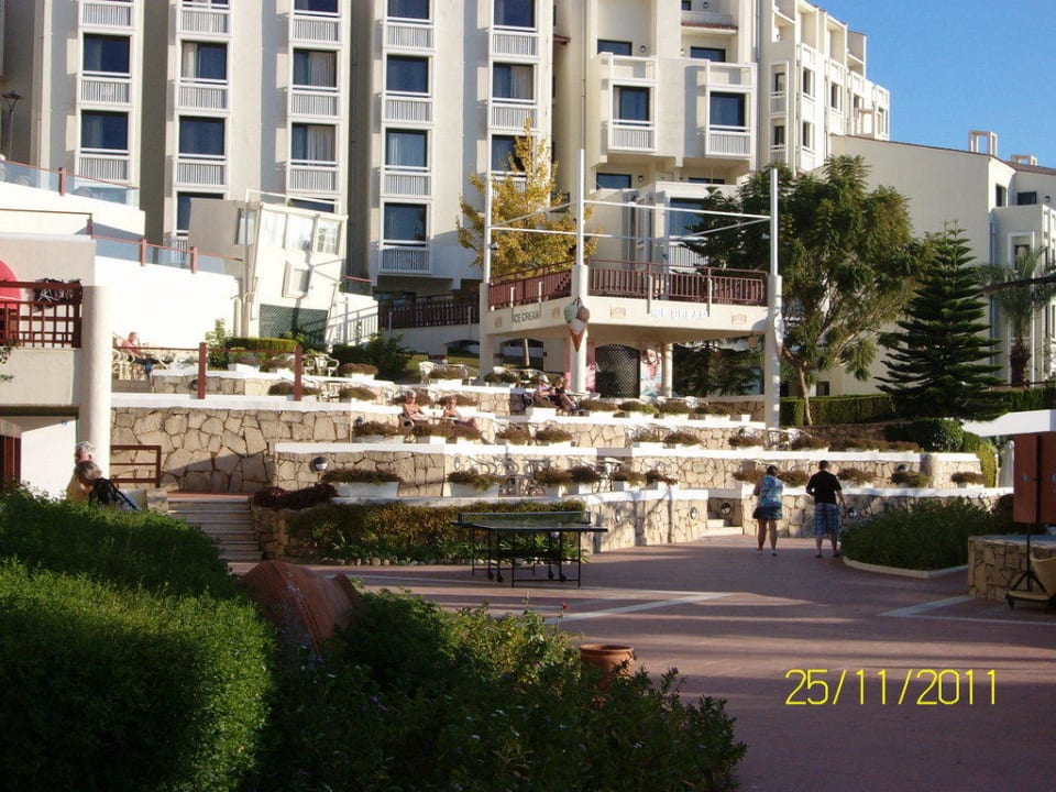 Terrasse zur Bühne PALOMA Perissia