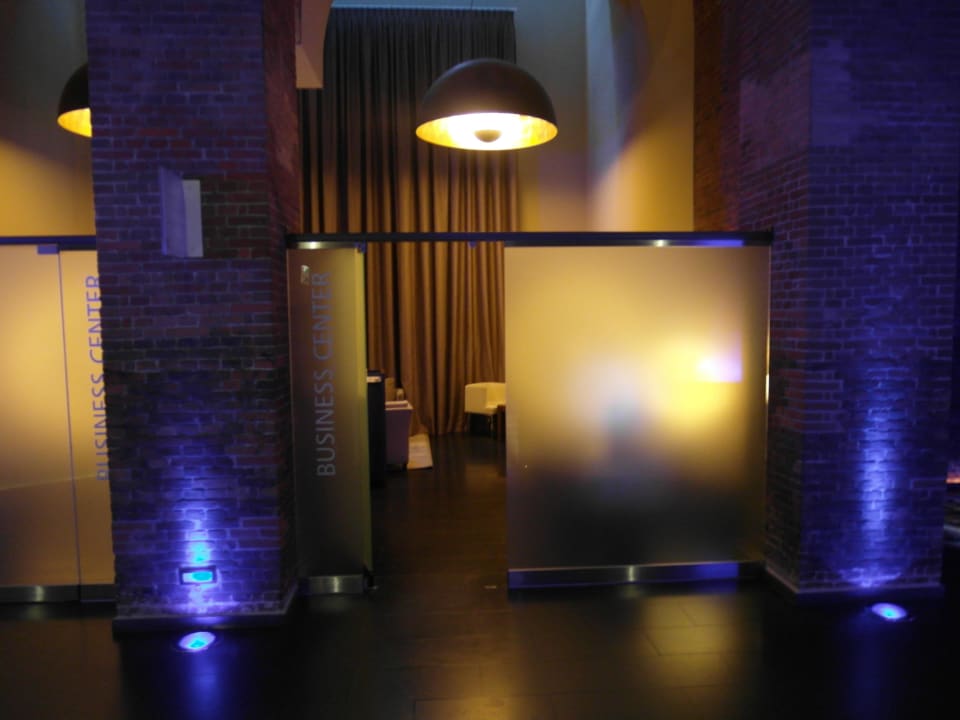 Morgens im Hotel Mövenpick Hotel Hamburg