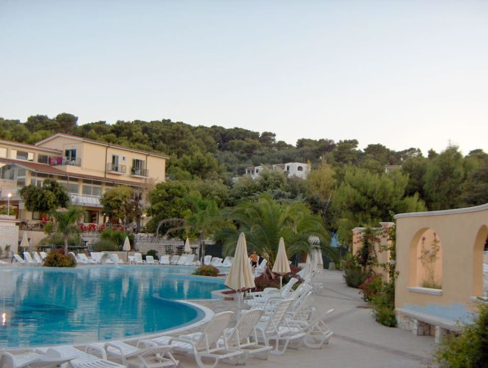 Landscape from entrance of the pool area Baia Degli Aranci Suite & Apartments