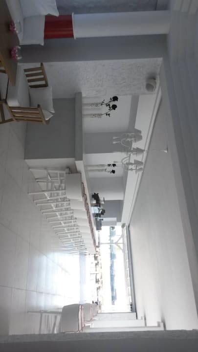 Mainbar Dimitra Beach Hotel & Suites