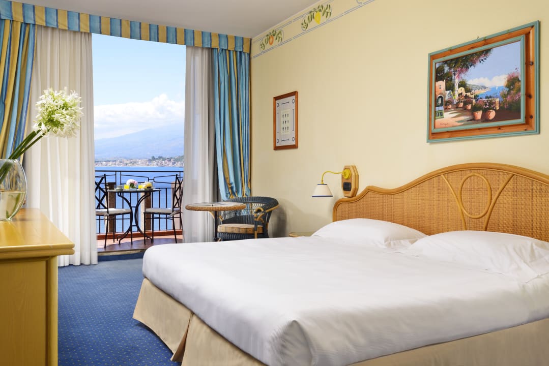 Zimmer UNAHOTELS Capotaormina