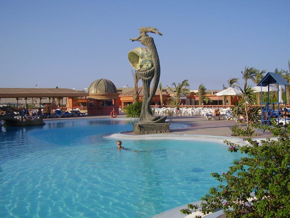 Bazén Seagull Beach Resort