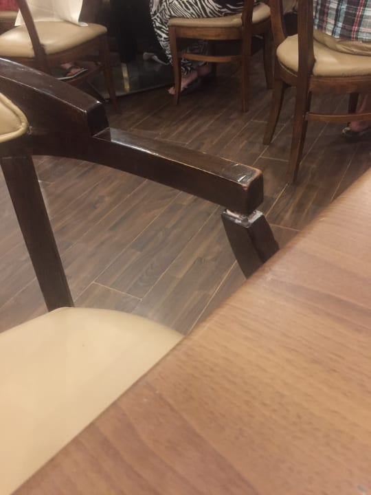 Gastro Serenity Alpha Beach