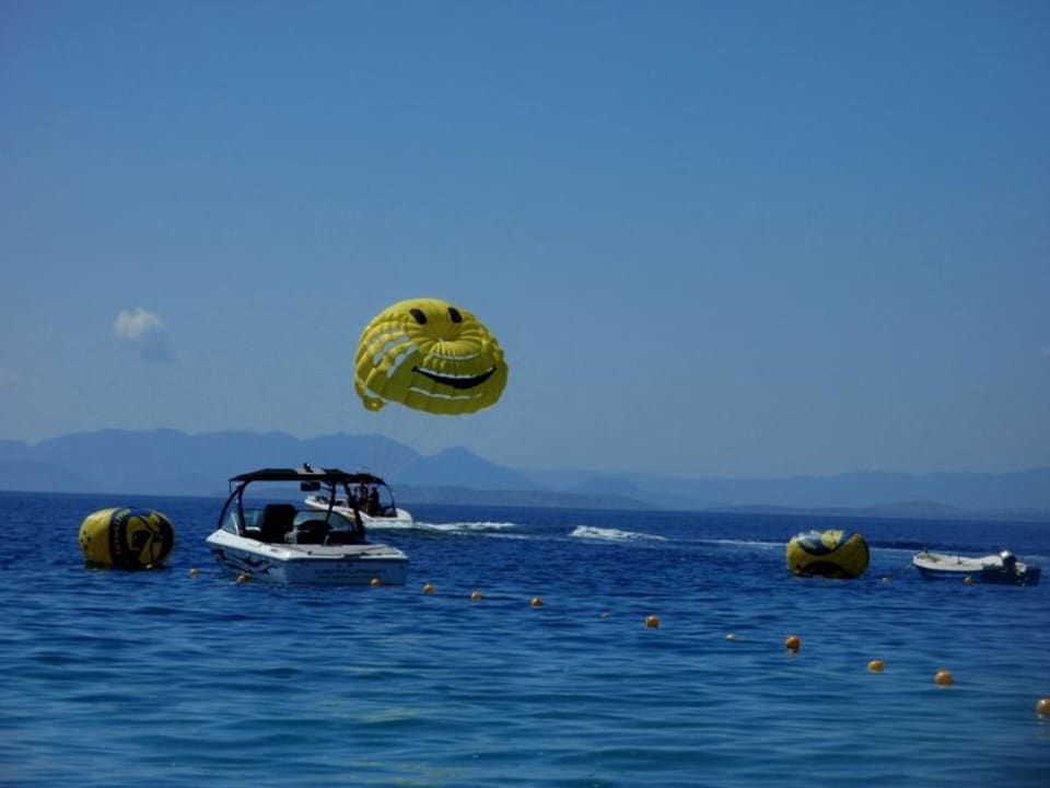 Beach Hotel Kinetta Beach