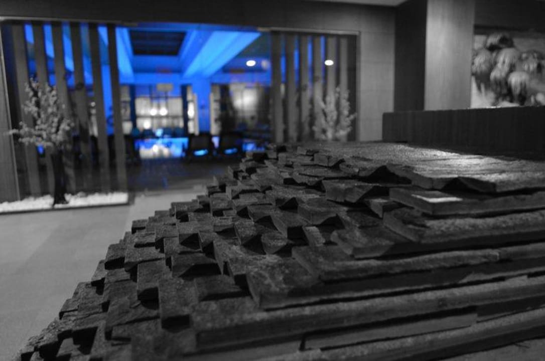 Eingang zum Schwimmbad Limak Lara Deluxe Hotel & Resort