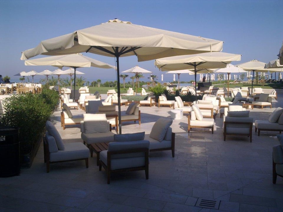 Loungebereich am Restaurant Falkensteiner Hotel & Spa Iadera