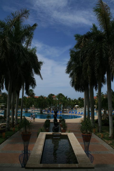 Vom Haupthaus auf die Poollandschafr Paradisus Princesa del Mar Resort & Spa - Adults only