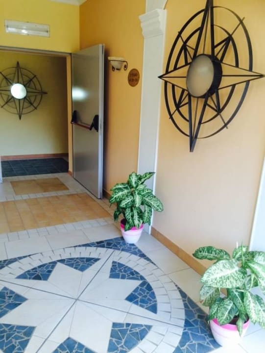 Sehr schön und gepflegt La Rosa Dei Venti