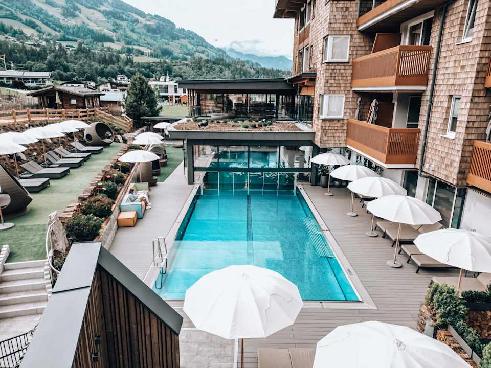 Pool Mia Alpina . Zillertal Family Retreat