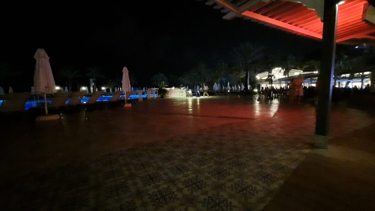 Pool Papillon Belvil