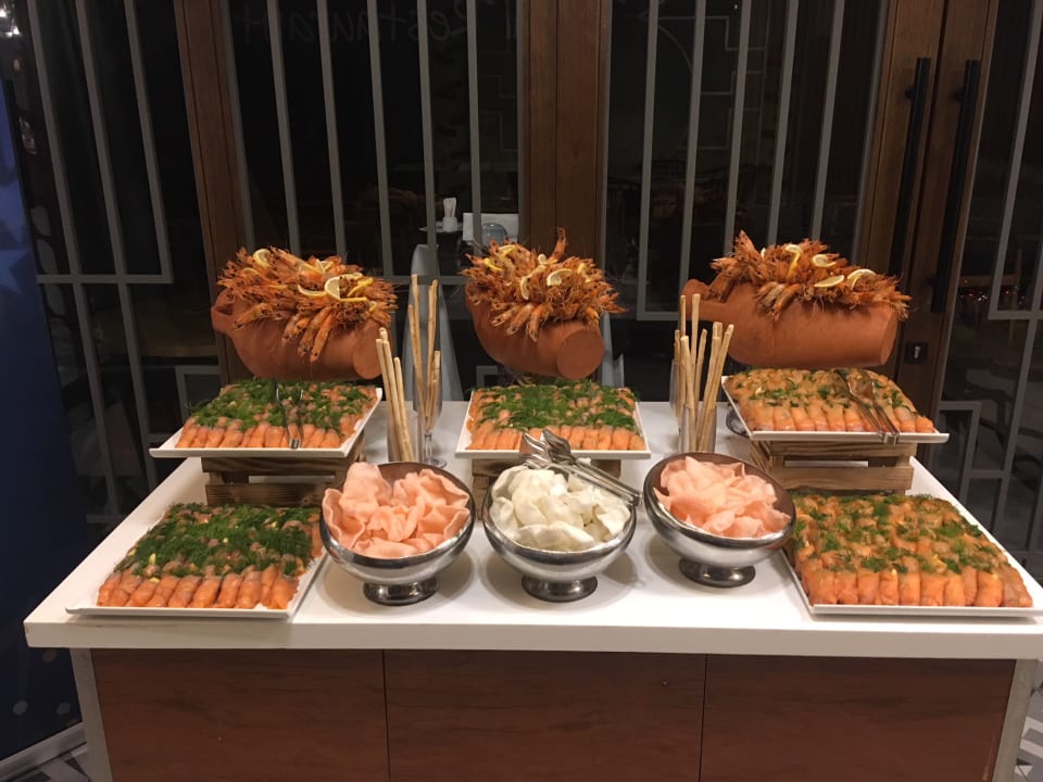 Gastro Side Royal Style Hotel