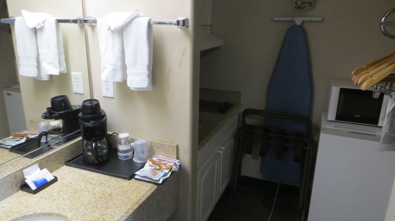 Kaffeemaschine, Mikrowelle, Kühlschrank Best Western Hotel Oxnard Inn