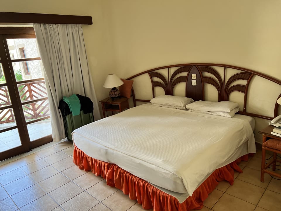 Zimmer Neptune Village Beach Resort & Spa