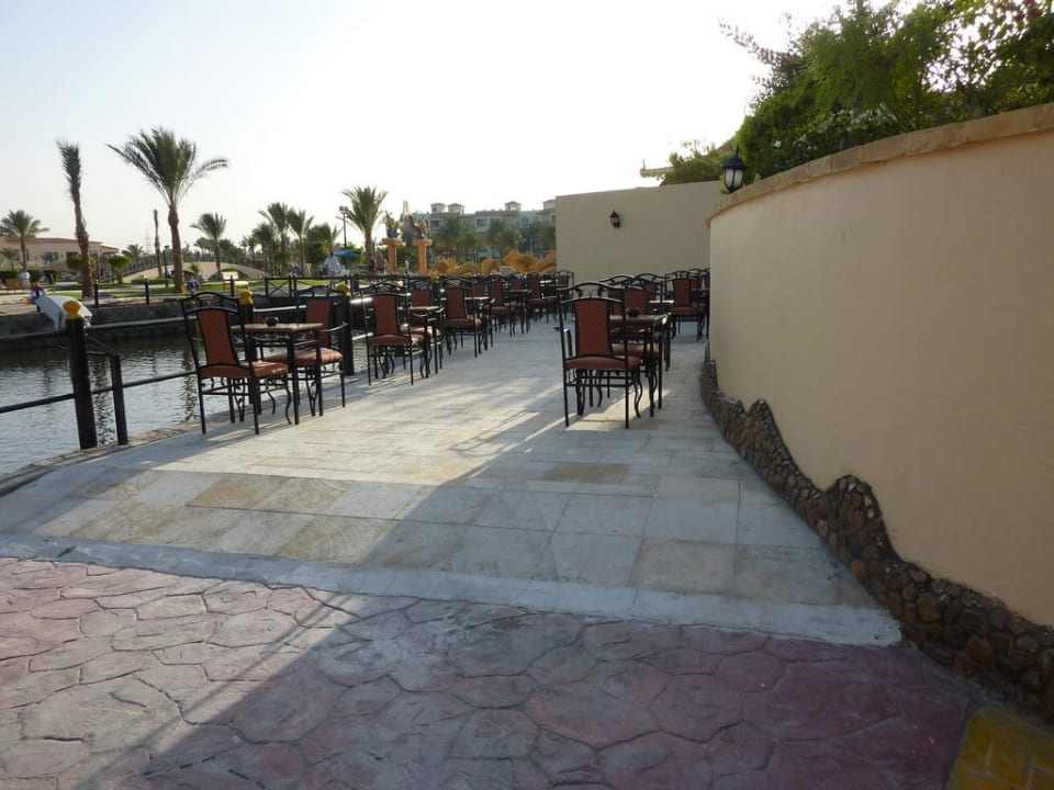 Erweiterung der Islandbar Pickalbatros Dana Beach Resort - Hurghada
