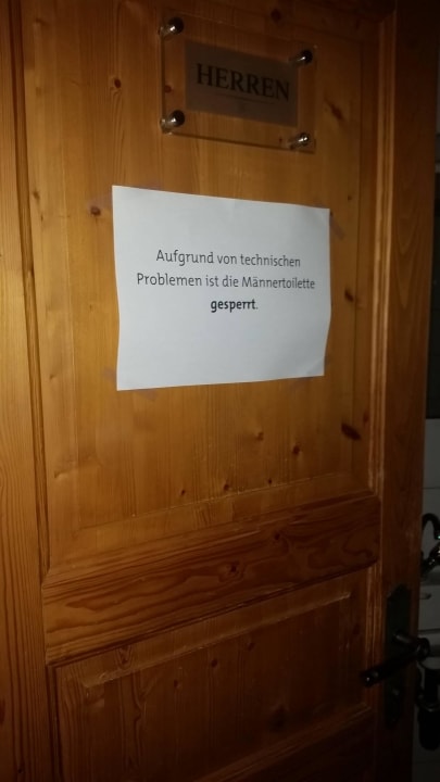 Defektes WC...10 Tage lang Strand POST Family Resort