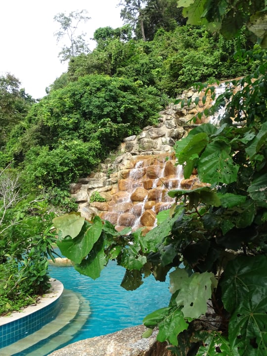 Wasserfall unterer Pool Santhiya Koh Yao Yai Resort & Spa