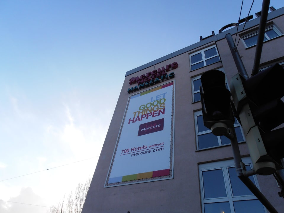 Namenszug vom Hotel Tryp by Wyndham Bremen Airport