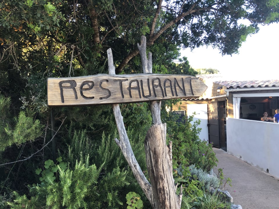 Gastro Hotel Maora Village