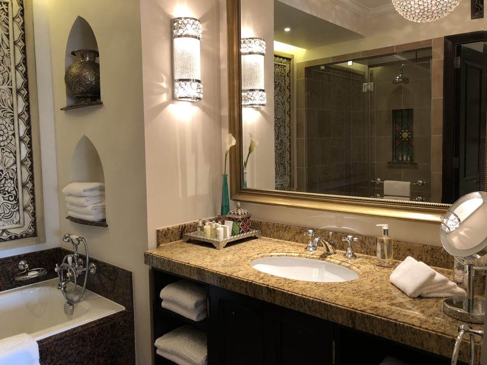 Zimmer Arabian Court at One&Only Royal Mirage