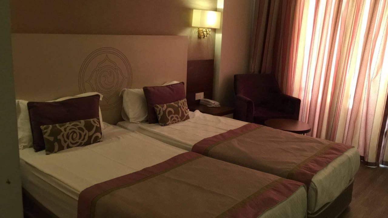 Sehr schönes Zimmer  Side Alegria Hotel & Spa - Adults only +16