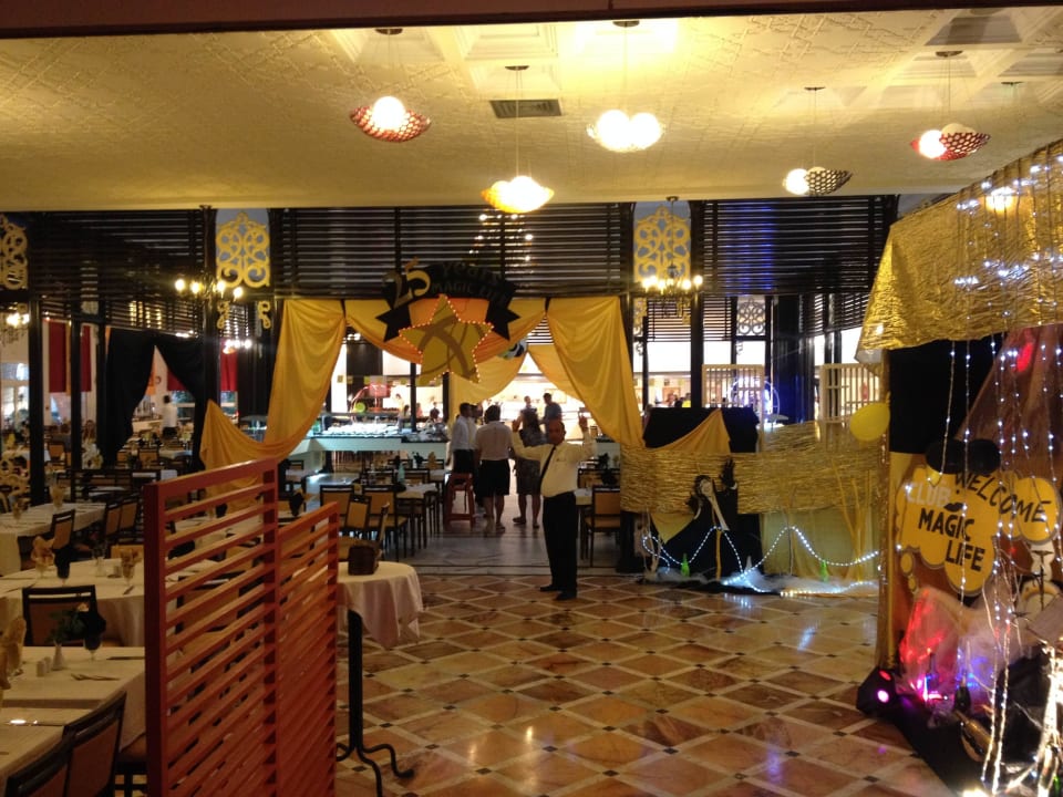 Hauptrestaurant Galaabend TUI MAGIC LIFE Africana