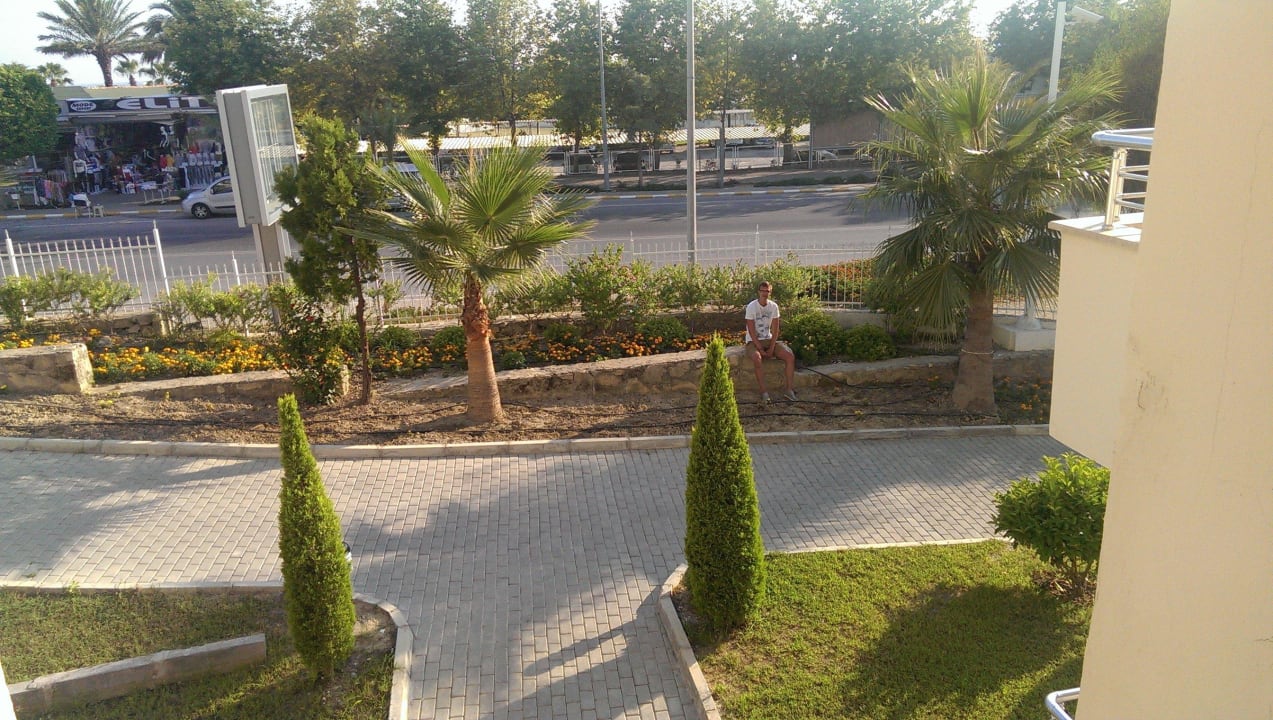 Kein Müll, nichts! Dream Family Club