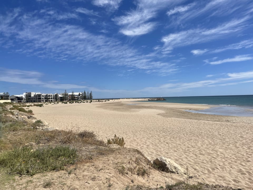 Strand Hotel Seashells Resort Mandurah