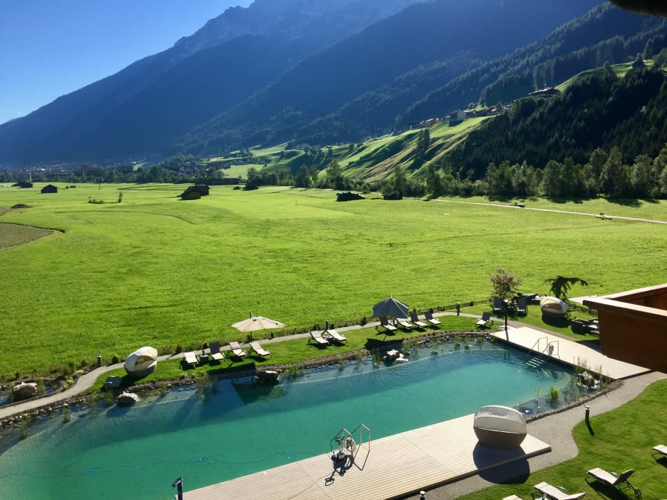 Pool Alpeiner Nature Resort Tirol
