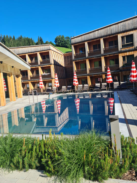 Pool Tirol Lodge