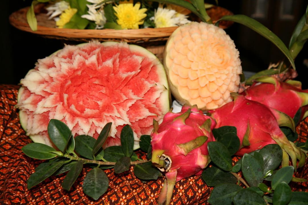 Deko beim Thai-Abend La Flora Khao Lak