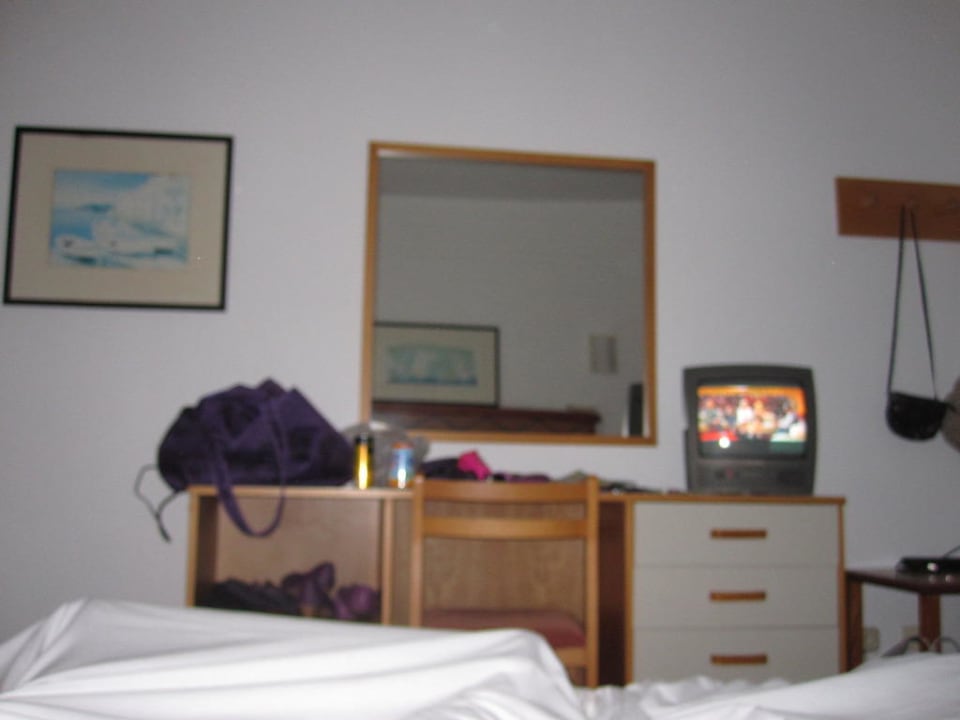 Schrank mit TV  Protur Turo Pins Hotel