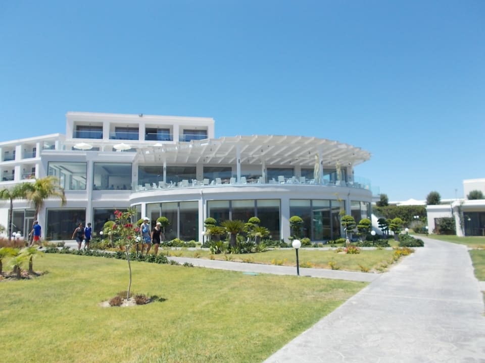 Außenansicht Asterias Beach Resort