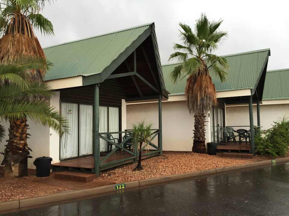 Komfortable Bungalows im Grünen Hotel Desert Palms Resort