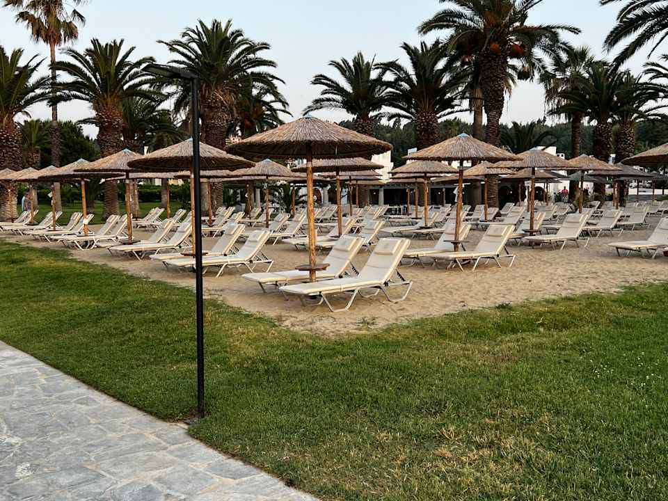Strand Kassandra Palace Seaside Resort