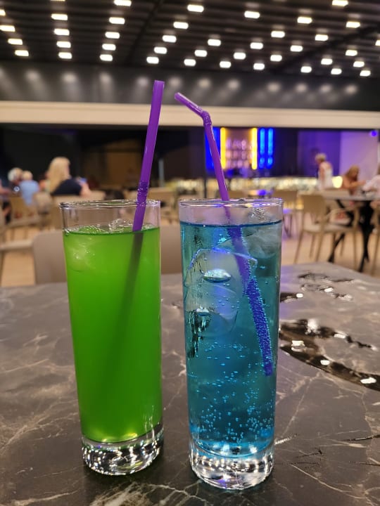 Gastro Side Golden Rock Hotel