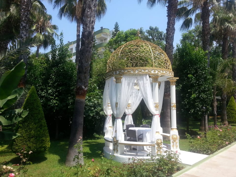 Garten Botanik Hotel & Resort