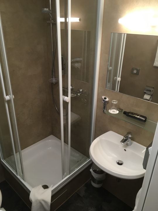 Zimmer Best Western Ambassador Hotel