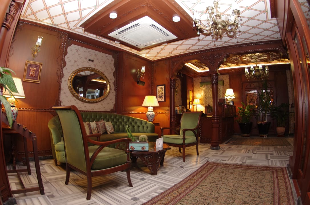 Lobby Hotel Niles Istanbul